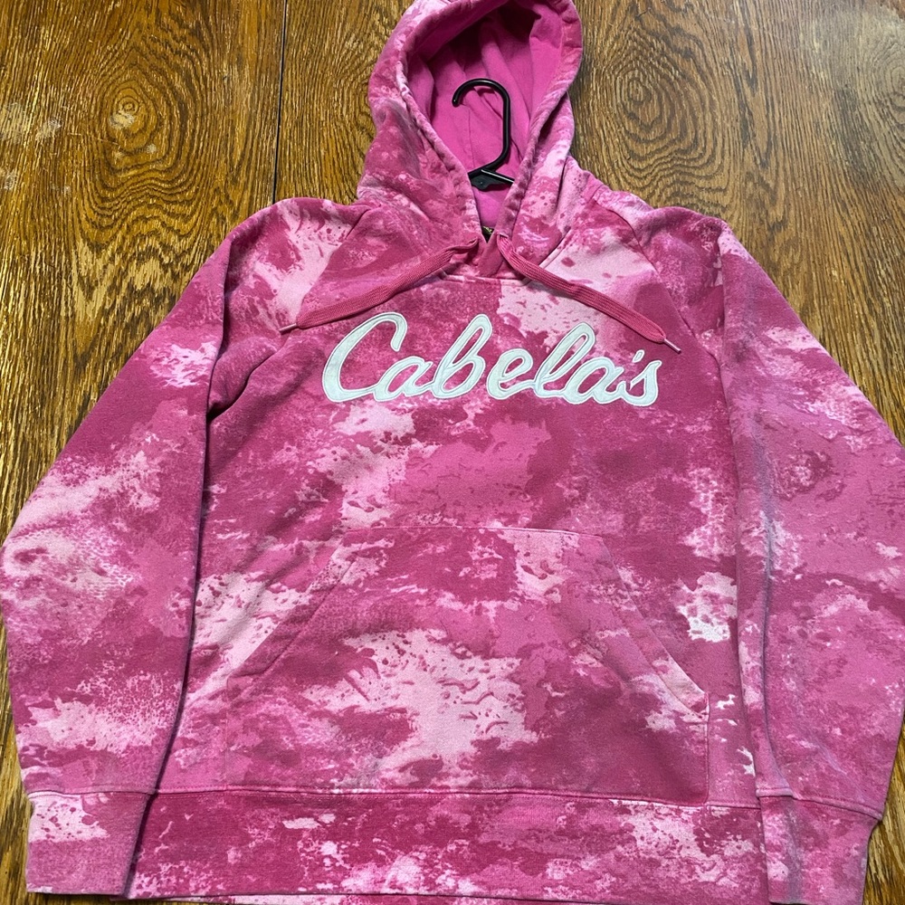 Womens Pink Camo Cabelas hoodie. Size L